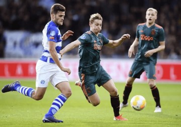 12月7日周日,西甲第15轮焦点战:埃尔切vs赫罗纳-保级关键战谁能抢占先机?