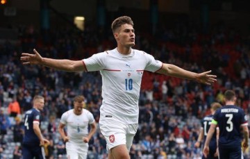 鲁本索萨预测阿隆索有机会拿到欧冠冠军,希克适合利物浦