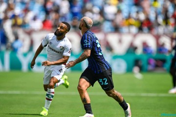 传控完败!巴西劲旅3分钟破意甲冠军,专家:齐沃战术被完爆