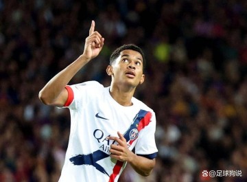 第90分钟绝杀!巴萨轰然倒下,弗里克气炸了,残阵巴黎征服客场