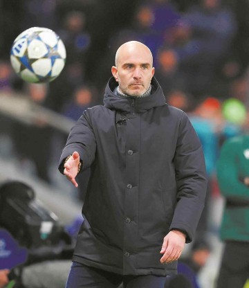 世俱杯冠军没能让马雷斯卡保住帅位 蓝狮主帅一夺冠就下课？