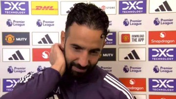 阿莫林坚信曼联问题不在343阵型,欲学弗爵一战改命!若下课将拿补偿休息