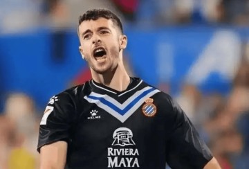 2500万违约金!加西亚成曼城巴萨纽卡抢人战焦点