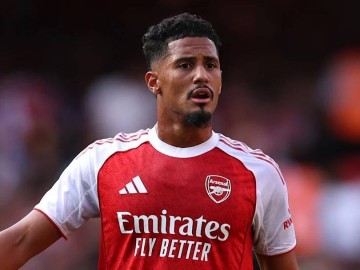 阿森纳后卫萨利巴最新伤情出炉,脚踝扭伤预计缺阵一个月