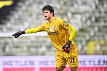 罗马诺:曼联与比甲门将拉门斯进入深入谈判,转会费接近2000万欧