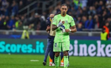 巴萨神锋拉菲尼亚续约引发的谜团背后,隐藏着王朝重建的宏伟蓝图