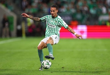 “圆神”安东尼遇阻,英超球队为何再次“吊打”西甲球队?