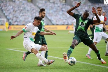 德国杯惊魂夜!沃夫斯堡残阵迎击基尔:德甲劲旅 vs 德乙黑马的生死突围